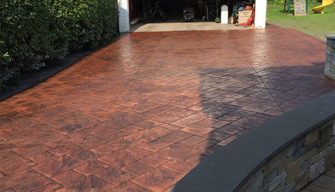 Pattern: Notched Old English Ashlar Alate - Colors: Gingerbread With Dark Gray