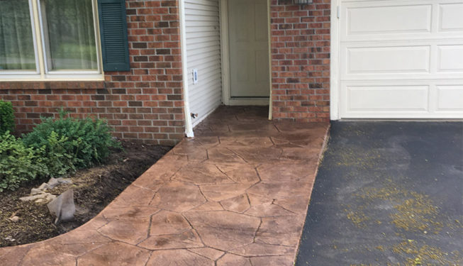 Pattern: Large Random Flagstone - Colors: Hiltop Tan With Walnut