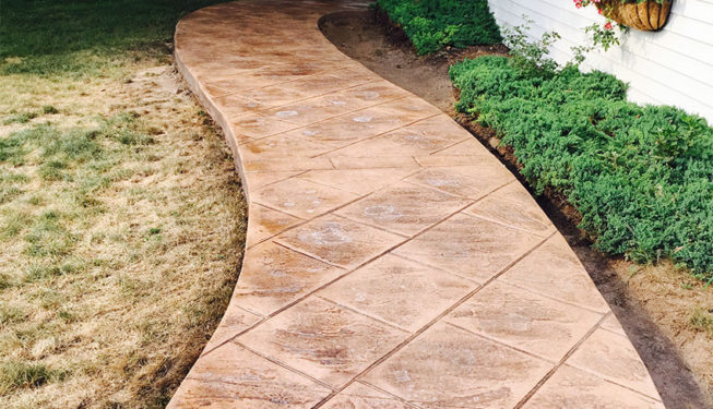 Pattern: Old English Sidewalk Slate - Colors: Sand Dune with Desert Tan