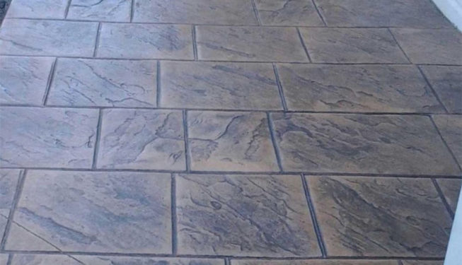 Pattern: Old English Sidewalk Slate - Colors- Weathered Oak with Dark Gray