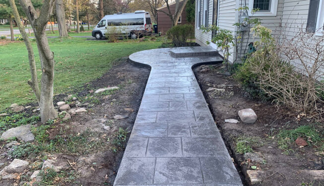 Pattern: Old English Sidewalk Slate - Colors: Hailstorm gray with charcoal