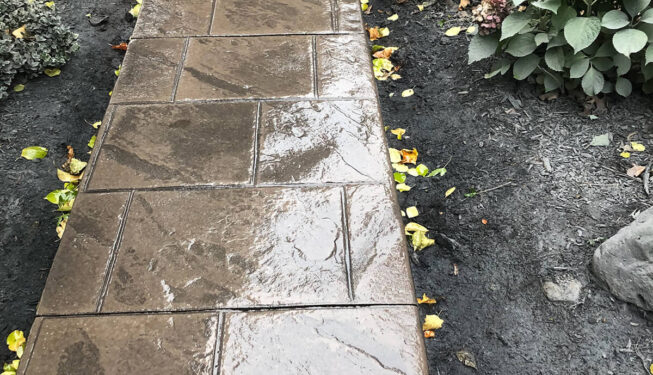 Pattern: Old English Sidewalk Slate - Colors: Portabella with charcoal